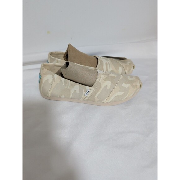 Women's TOMS Camouflage Shoes Alpargata 5.5 Ortholite Comfort Foam Insoles - Picture 2 of 10